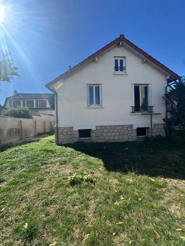 Image Façade à  maison individuelle de Tremblay-en-France