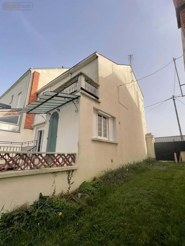 Image Façade à  maison individuelle de Saumur