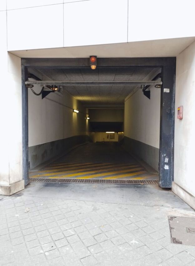 Image de parking à Cambronne-Garibaldi
