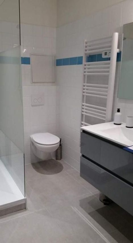 Image Salle de bains à appartement de Coutras