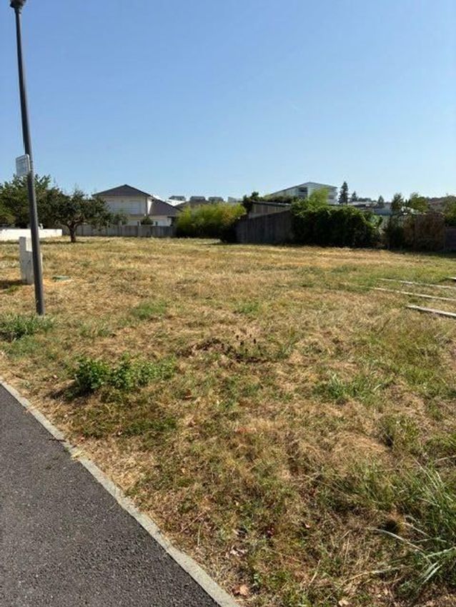 Image de terrain à Billère