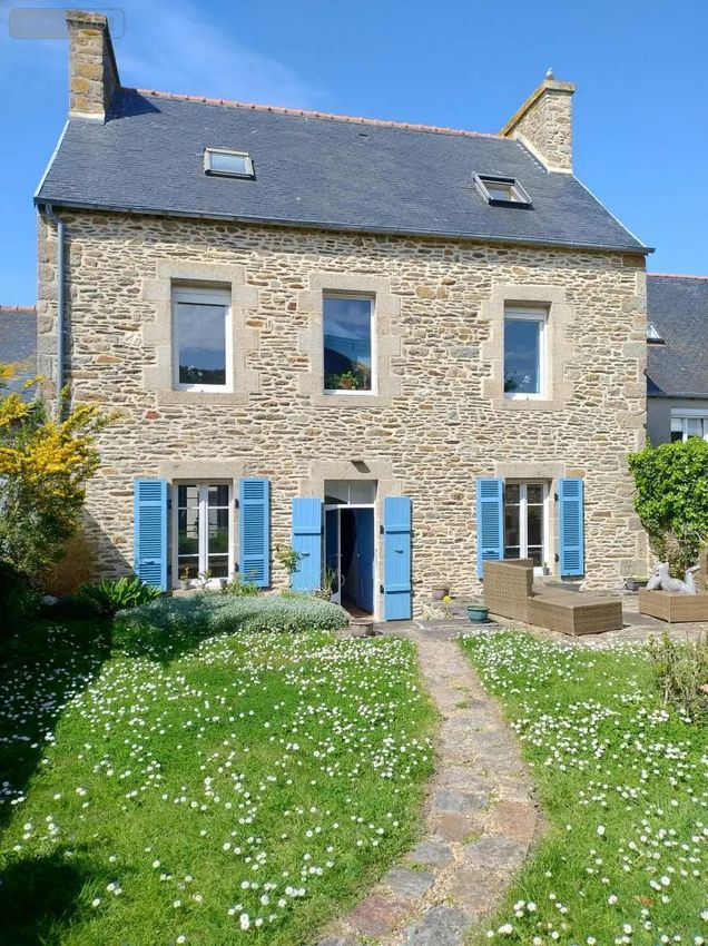 Image Façade à  maison individuelle de Le Conquet