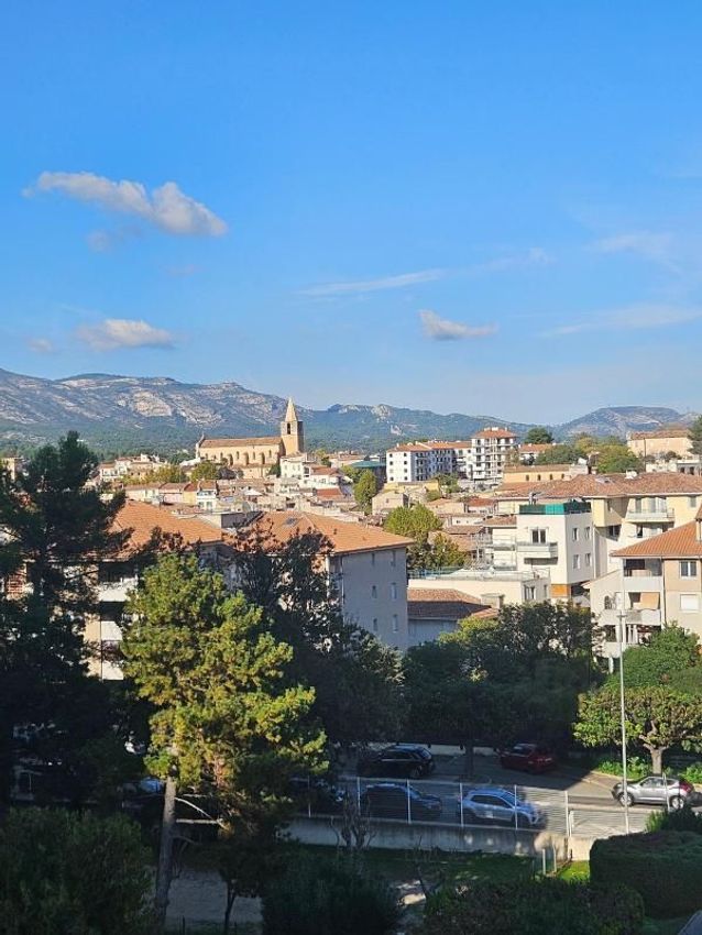 Image Vue à appartement de Aubagne
