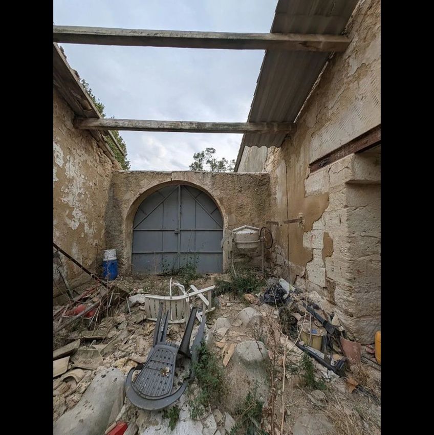 Image Façade à  propriété agricole de Istres