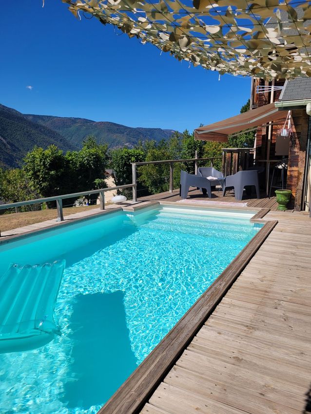 Image Piscine à  maison individuelle de Ignaux