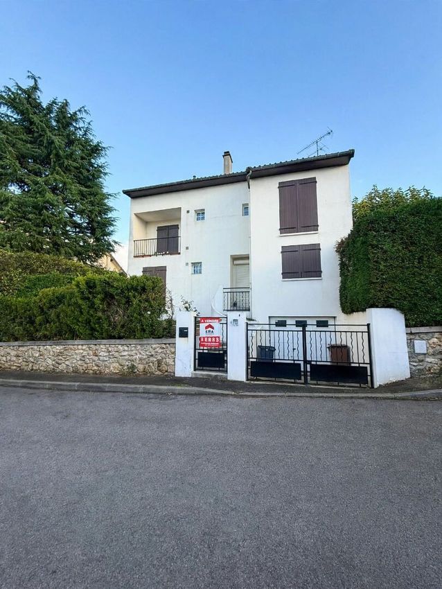 Image Façade à  maison individuelle de Fontenay-le-Fleury