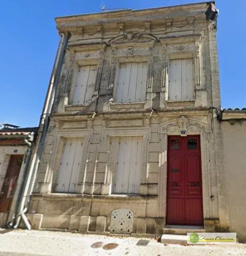 Image Vue à  maison de village de Saint-Amant-de-Boixe