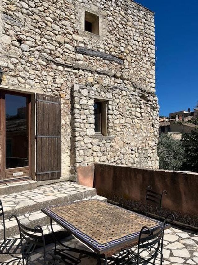 Image Façade à  maison de village de Buis-les-Baronnies