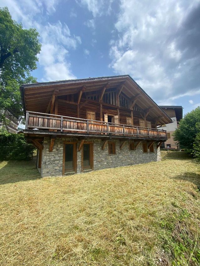 Image Façade à  chalet de montagne de Megève