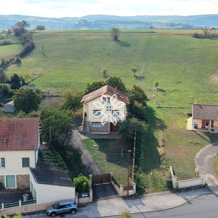 Image Vue à  maison individuelle de Brioude