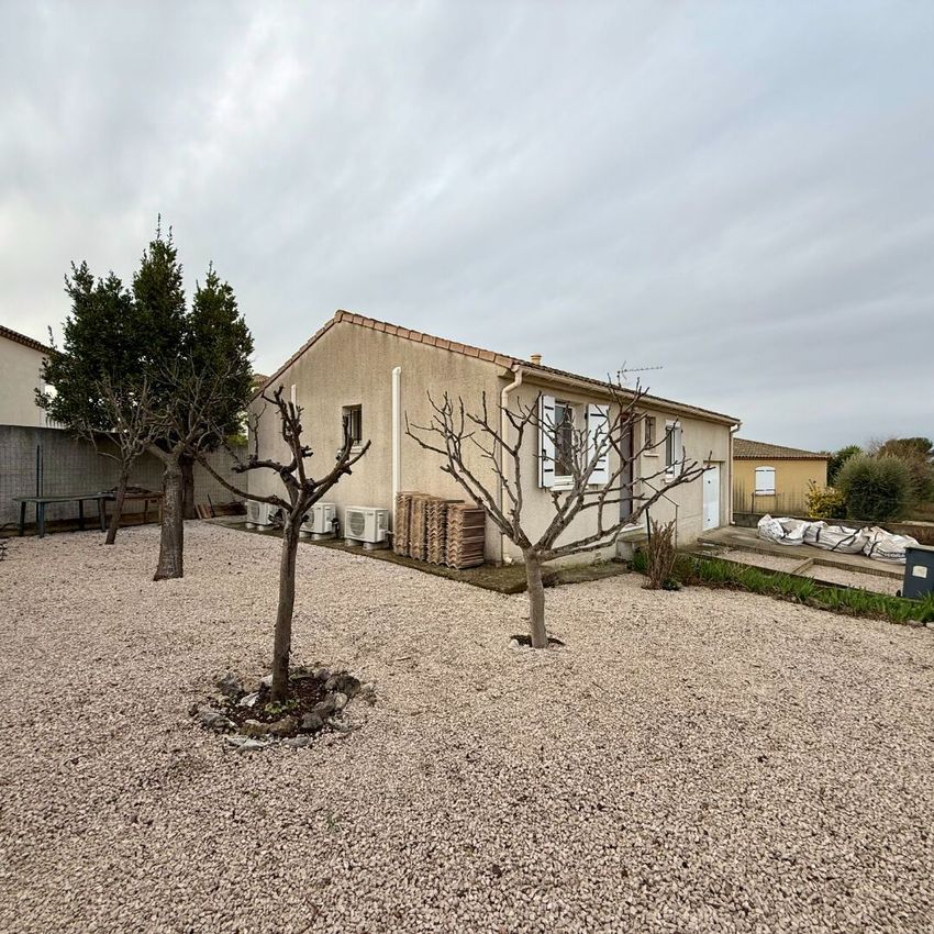 Image Façade à  maison individuelle de Cers