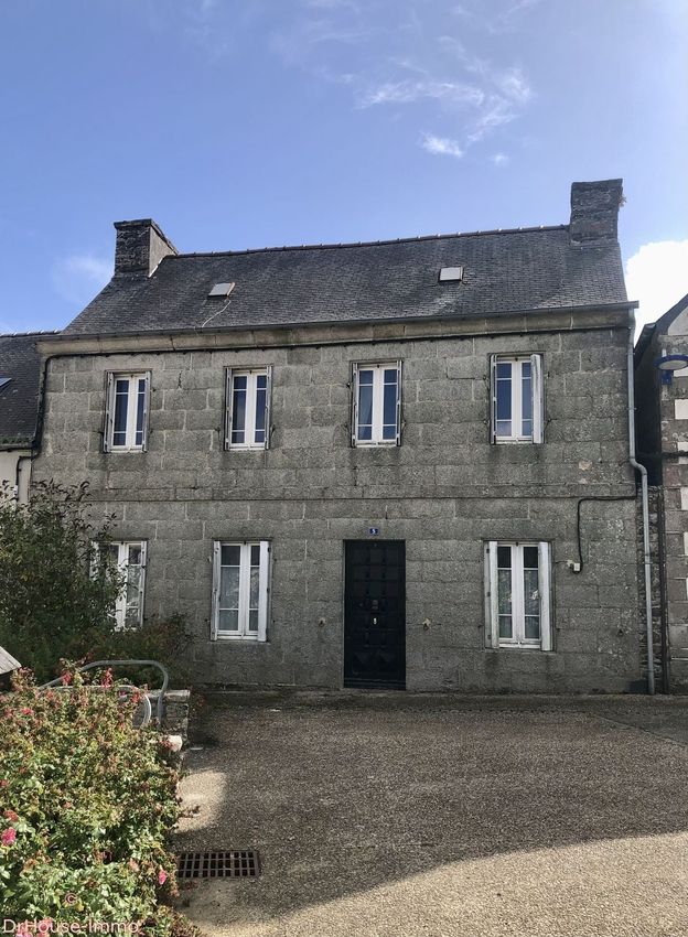 Image Façade à  villa de Scrignac