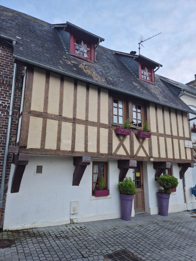 Image Façade à  maison individuelle de Le Bec-Hellouin