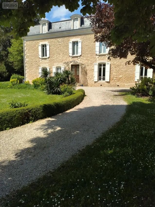 Image Façade à  villa de Annesse-et-Beaulieu
