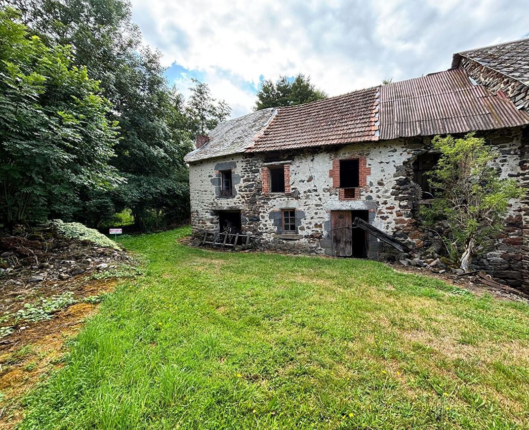 Image Façade à  maison de village de Pontgibaud