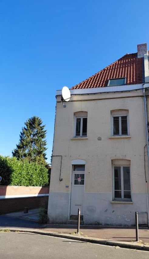 Image Façade à  maison mitoyenne de Douai