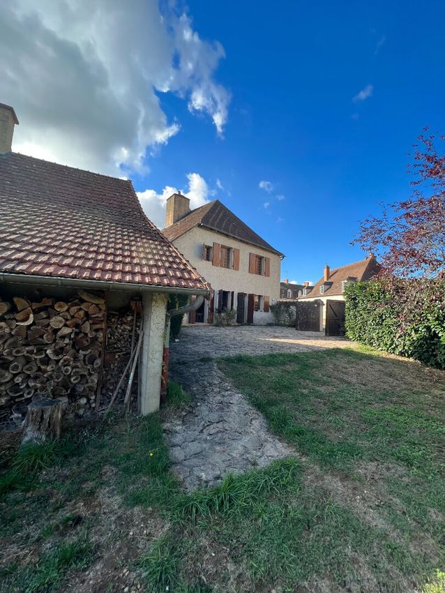 Image Façade à  maison mitoyenne de Chevagnes