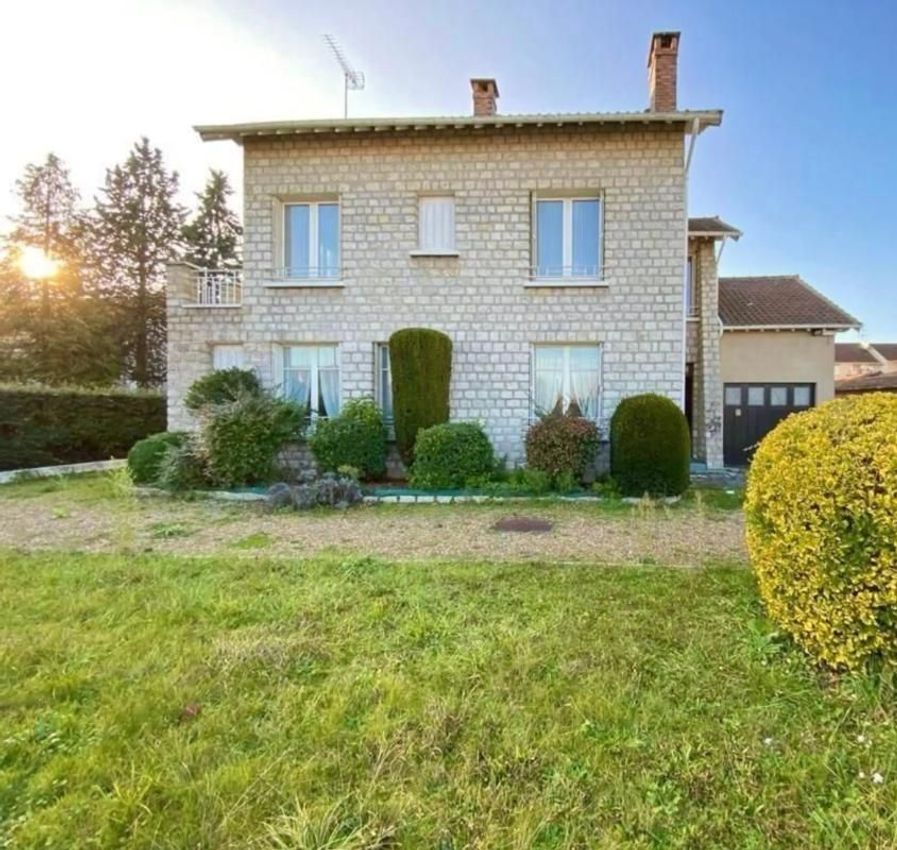 Image Façade à  maison individuelle de Saint-Pierre-lès-Nemours