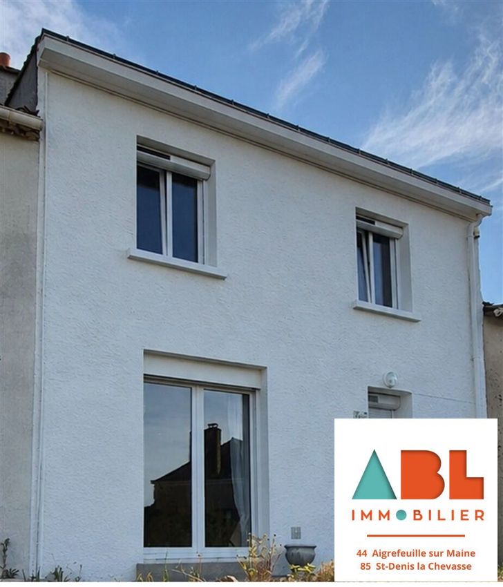 Image Façade à  maison individuelle de Remouillé