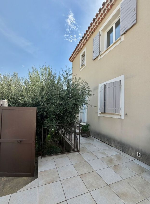 Image Terrasse à  maison individuelle de Paradou
