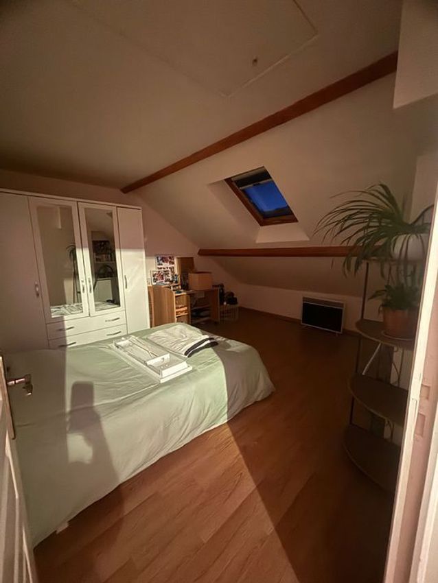 Image Chambre à appartement de La Ville-du-Bois