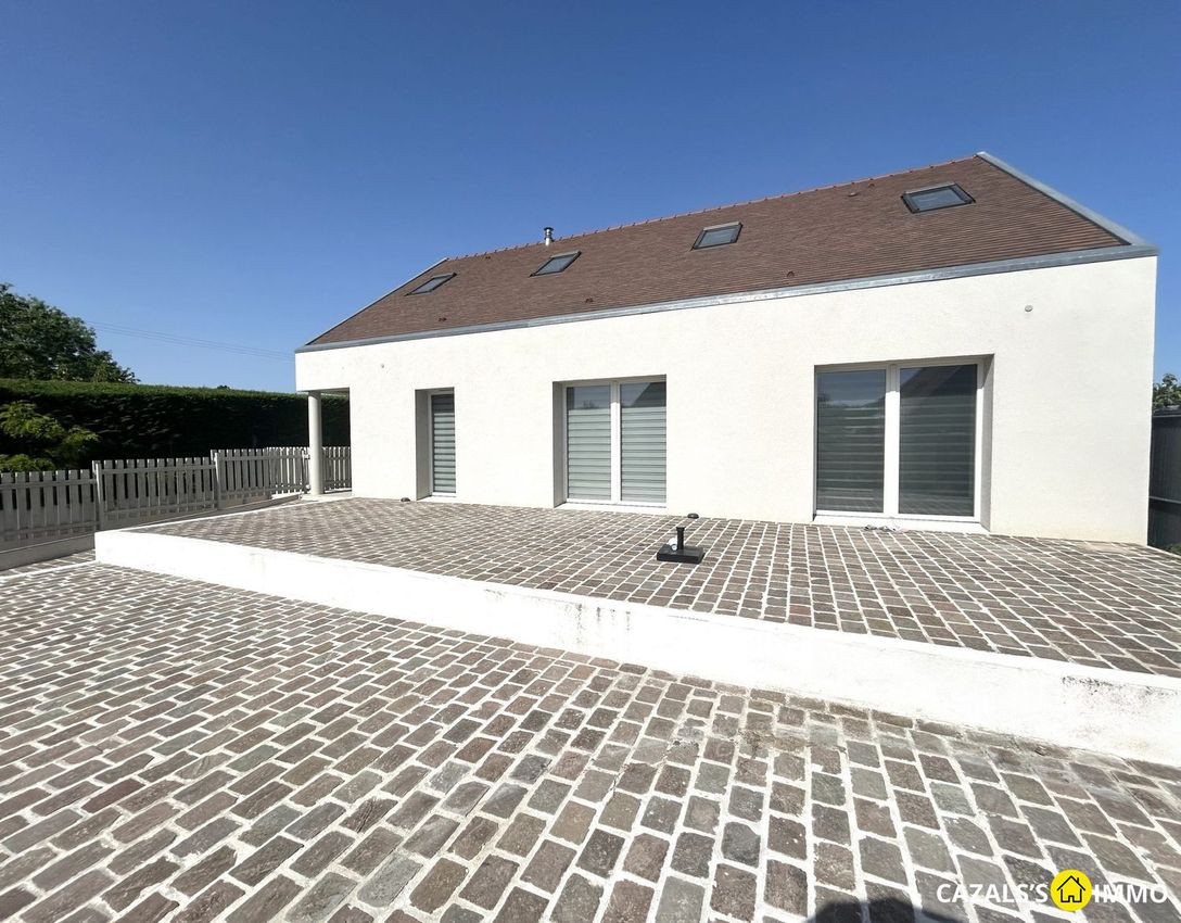 Image Façade à  maison individuelle de Cély