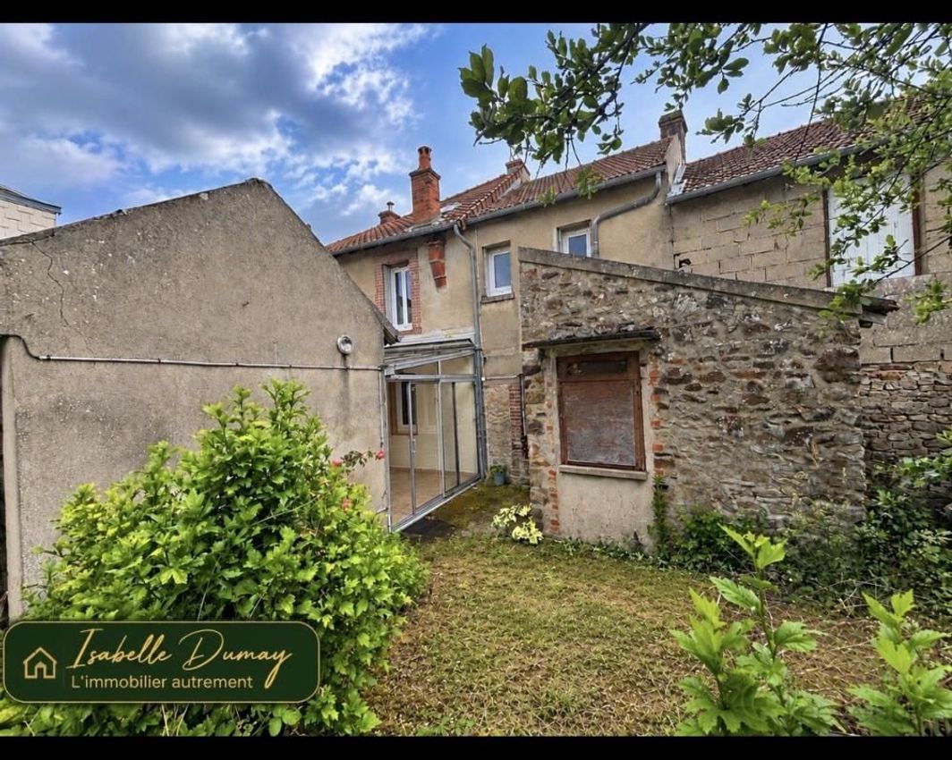 Image Façade à  maison individuelle de Évaux-les-Bains