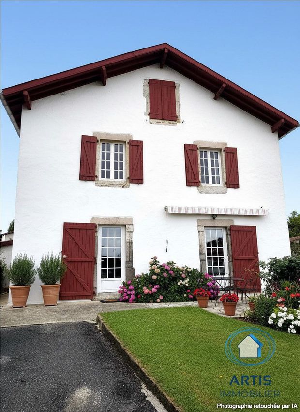 Image Façade à  maison individuelle de Ciboure
