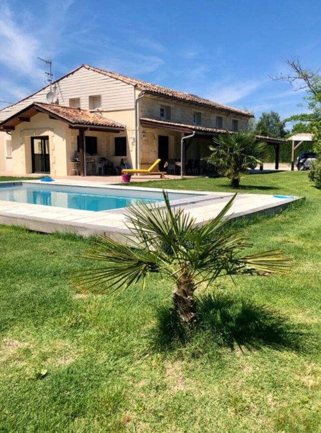Image Piscine à  maison individuelle de Saint-André-de-Cubzac
