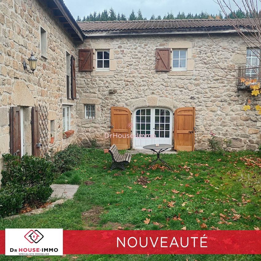 Image Façade à  villa de Saint-Christophe-d'Allier