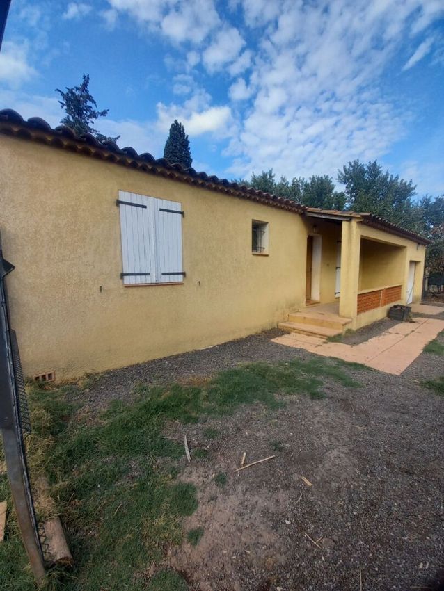 Image Façade à  villa de Le Luc
