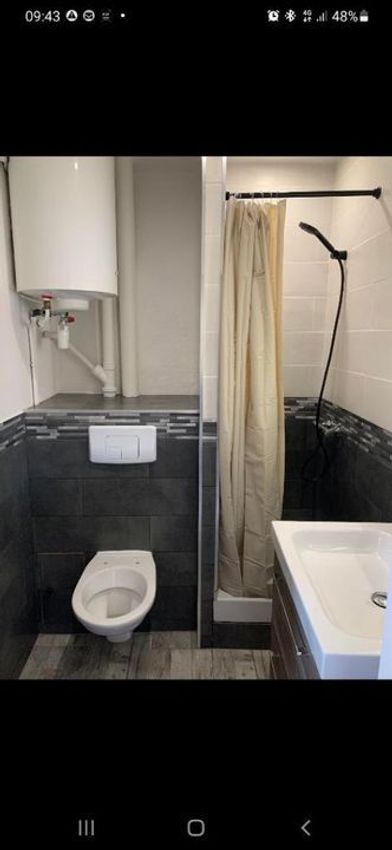 Image Salle de bains à appartement de Orange