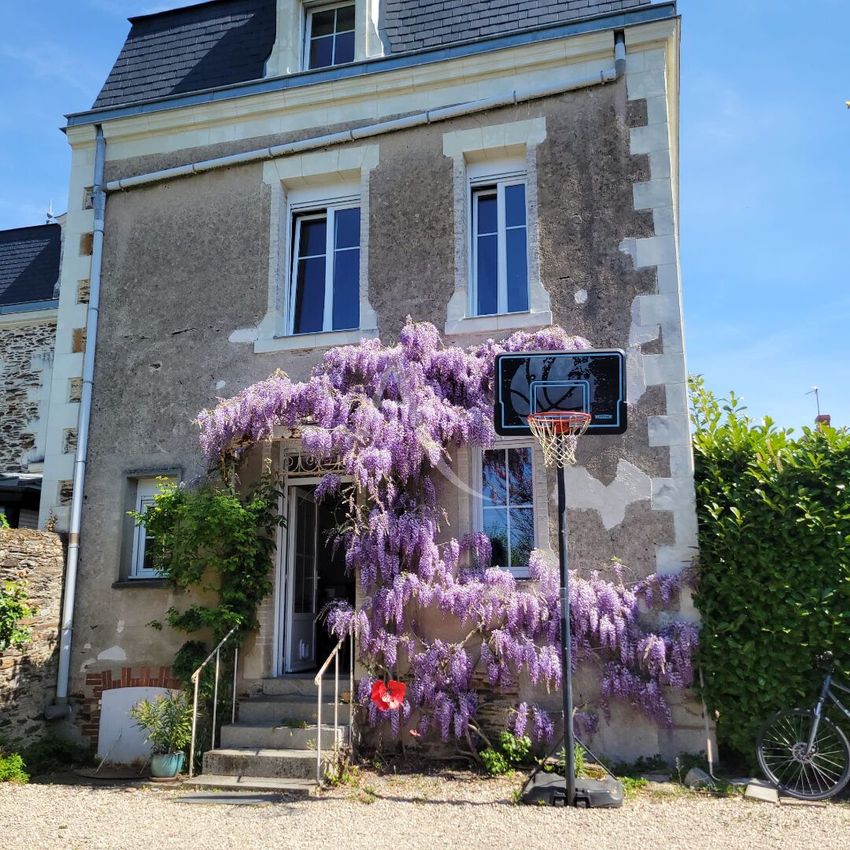 Image Façade à  maison individuelle de Segré-en-Anjou Bleu