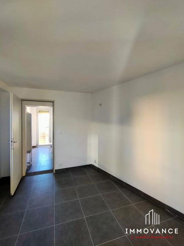 Image Pièce à appartement de 1 Rue du Faubourg d'Auvergne