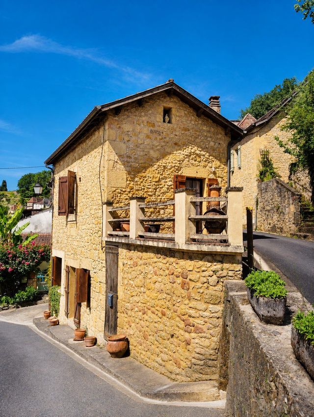 Image Façade à  maison individuelle de Couze-et-Saint-Front