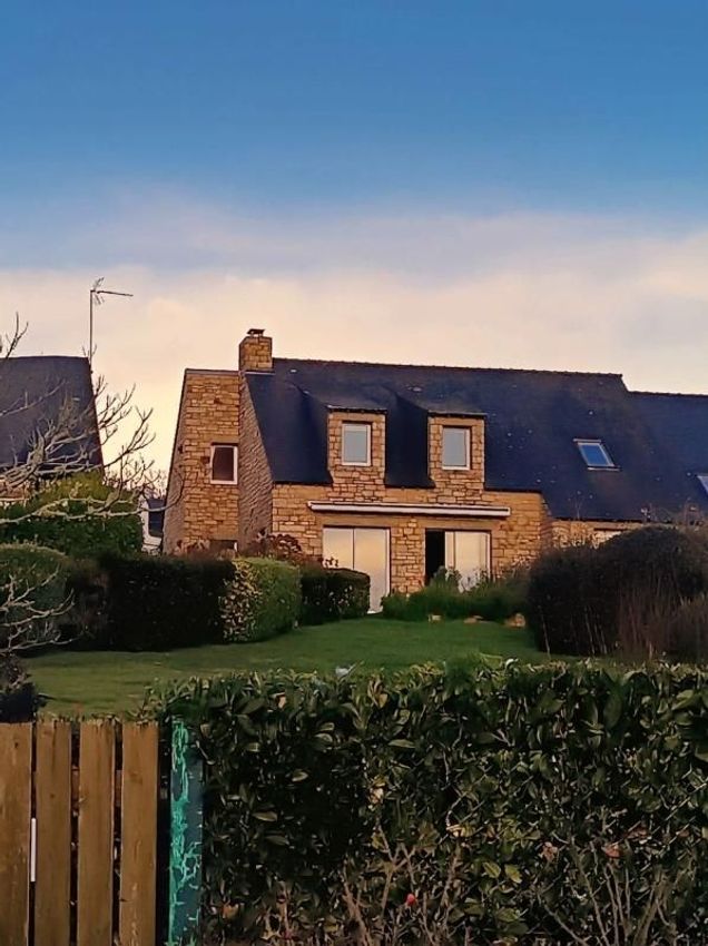 Image Façade à  maison individuelle de Arzon