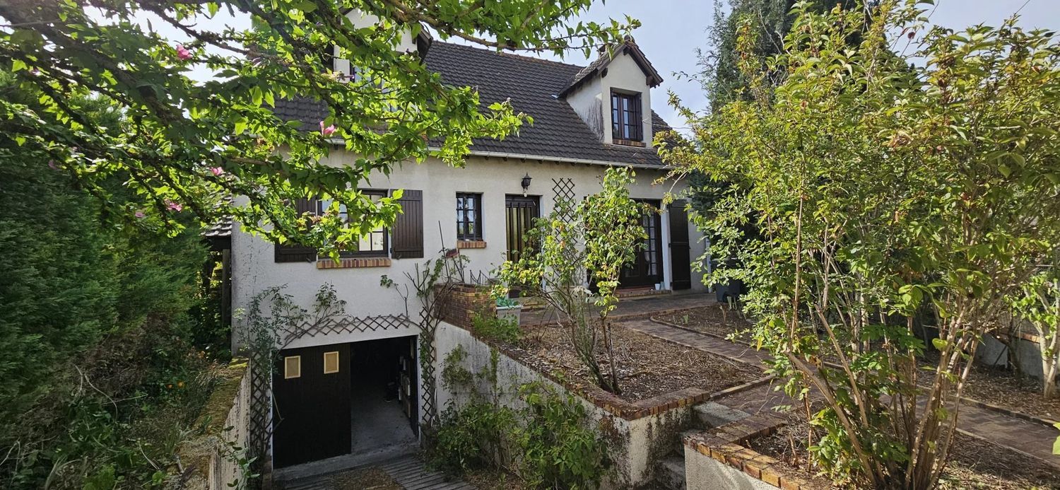 Image Façade à  maison individuelle de La Ferté-Alais