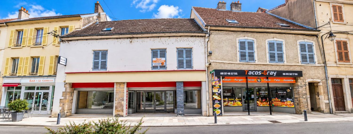 Image Façade à  maison individuelle de Gray