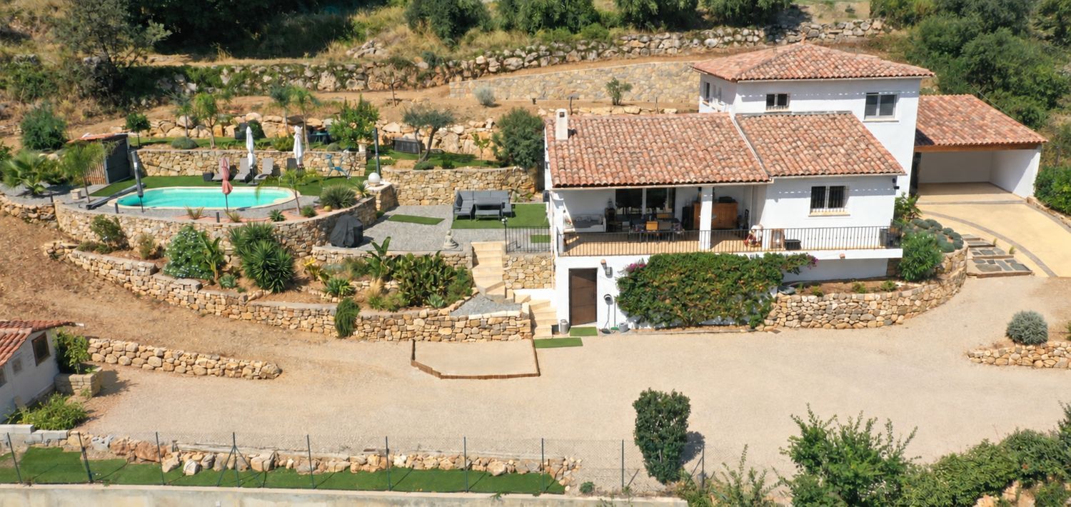 Image Façade à  villa de Le Tignet