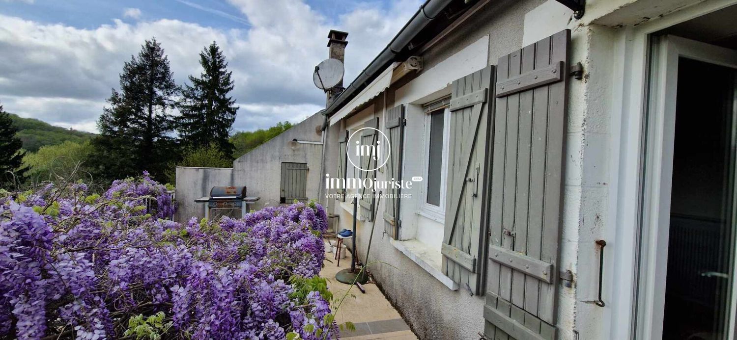 Image Façade à  maison individuelle de Jumilhac-le-Grand