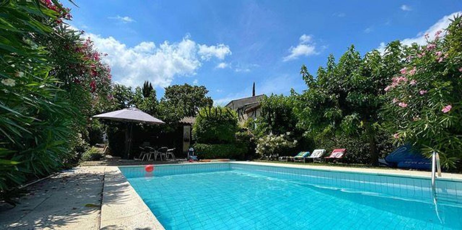 Image Piscine à  maison individuelle de Malataverne