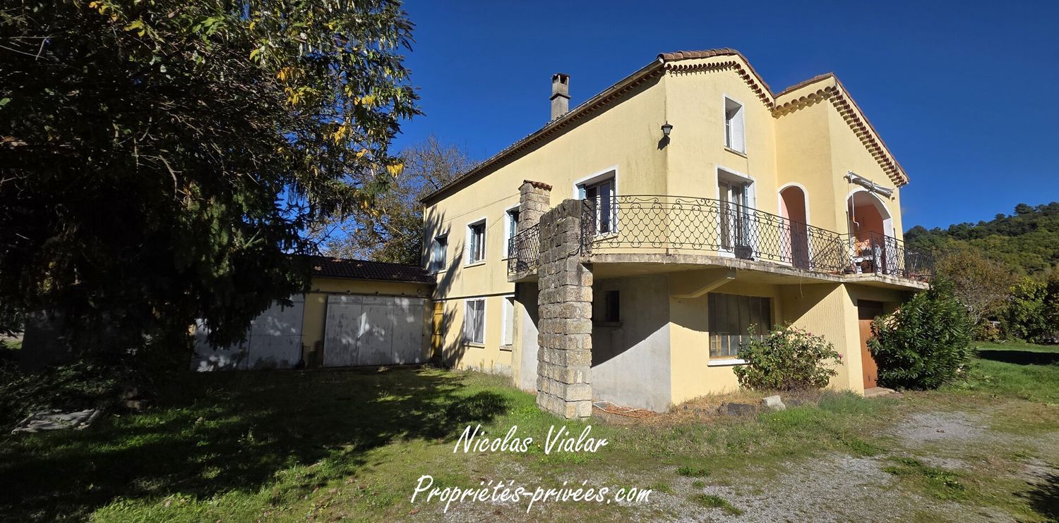 Image Façade à  maison individuelle de Prades