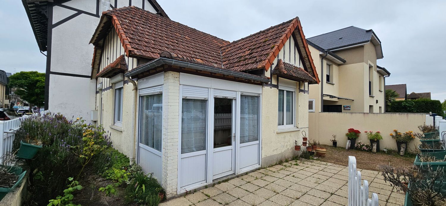 Image Façade à  maison mitoyenne de Ouistreham
