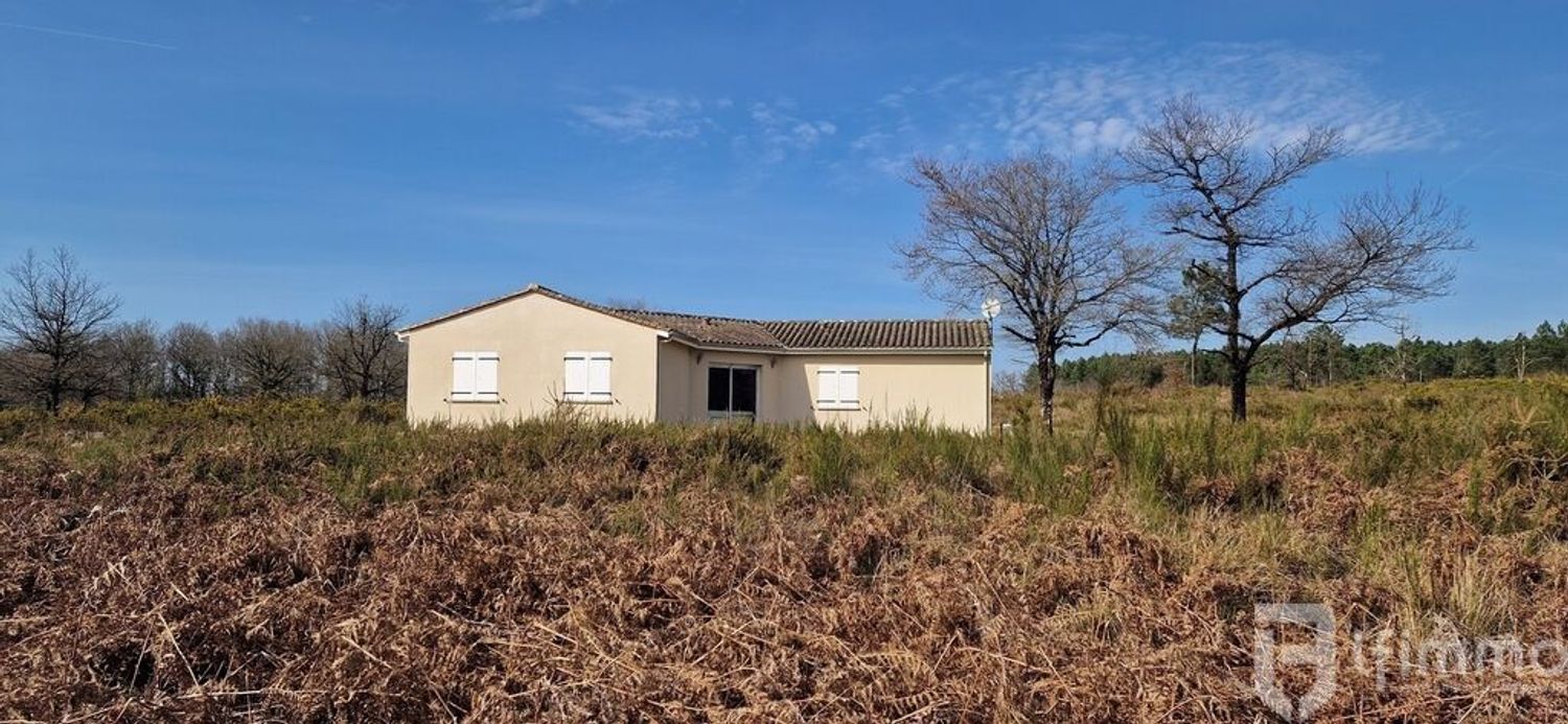 Image Façade à  maison individuelle de Cercoux