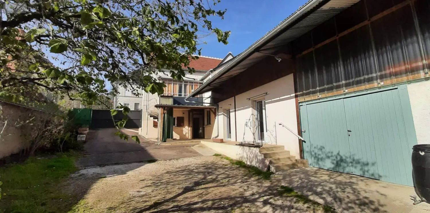 Image Façade à  maison individuelle de Chisseaux