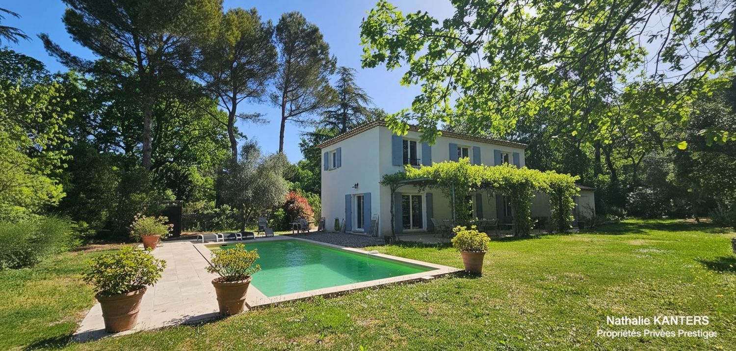 Image Piscine à  manoir de Aix-en-Provence