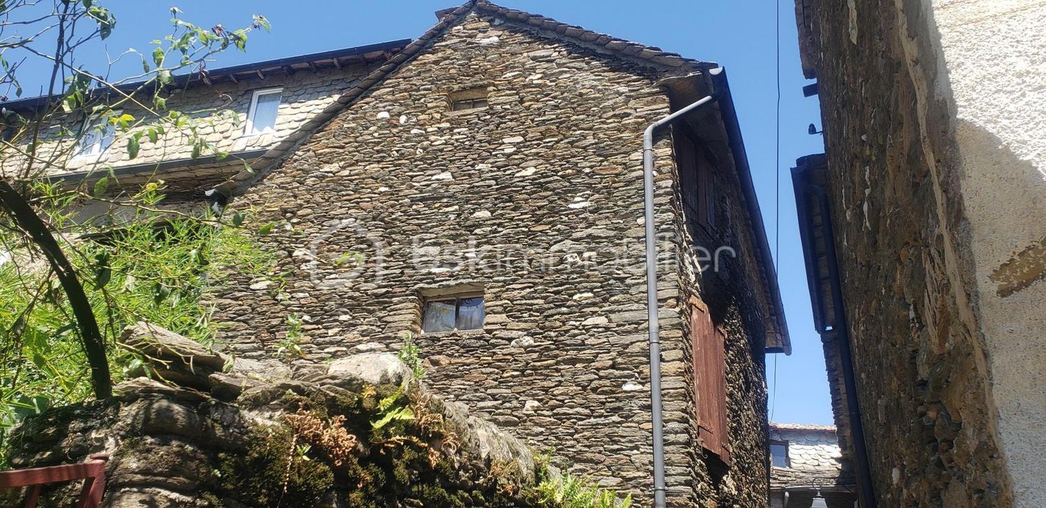 Image de  maison de village à Saint-Germain-de-Calberte