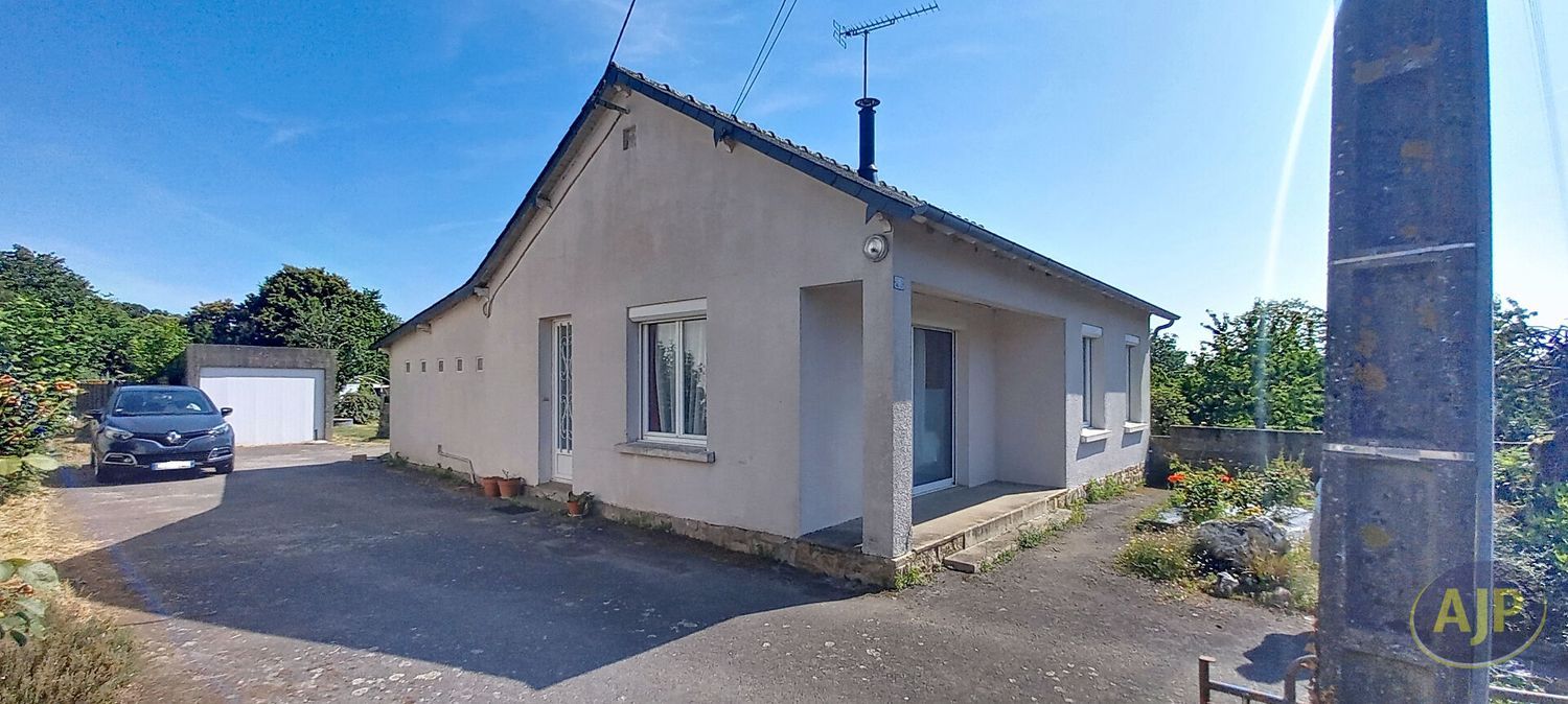 Image Façade à  maison individuelle de Lusanger