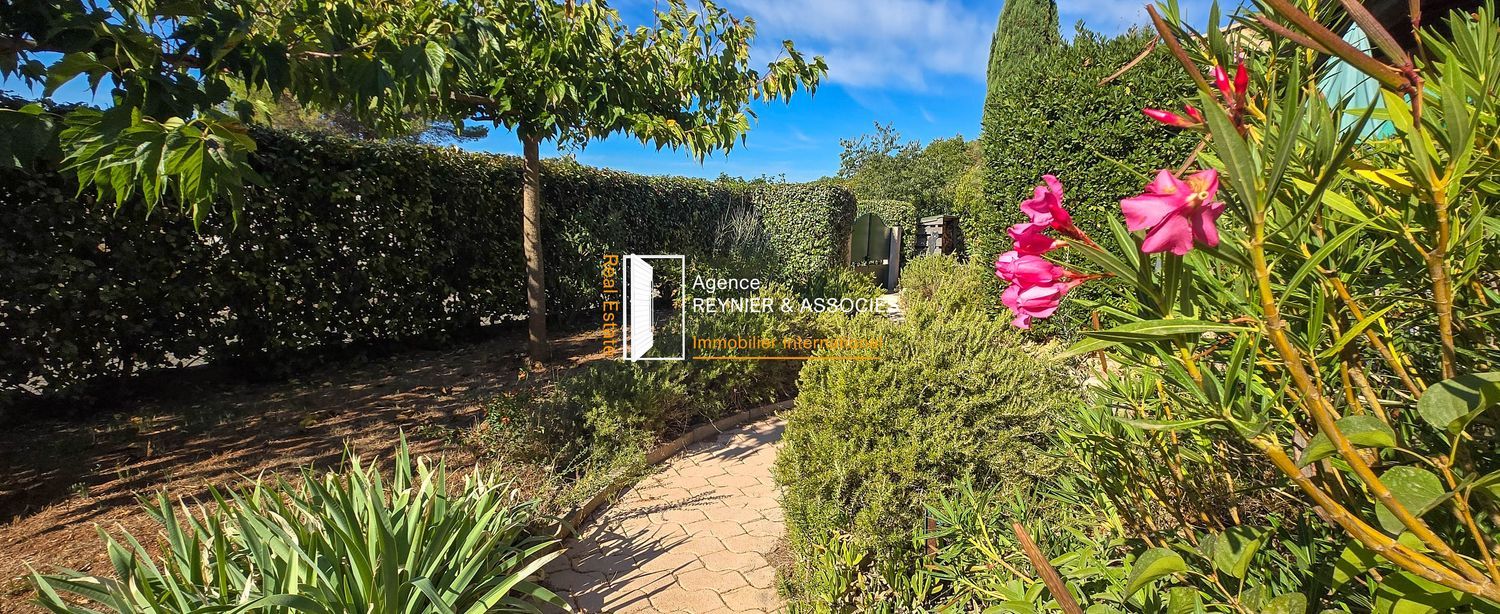 Image Jardin à  maison individuelle de La Motte