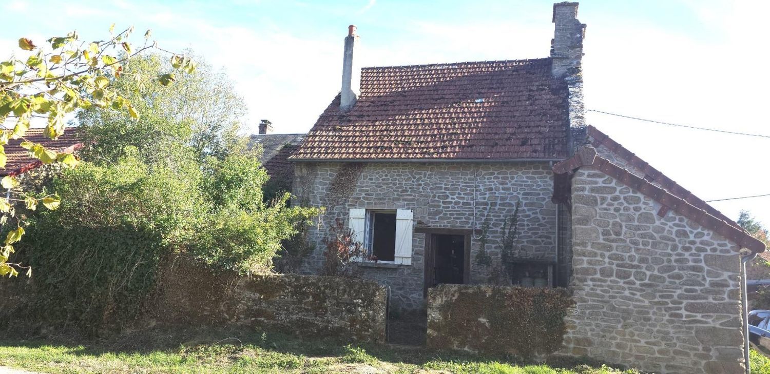 Image Façade à  maison individuelle de Lafat